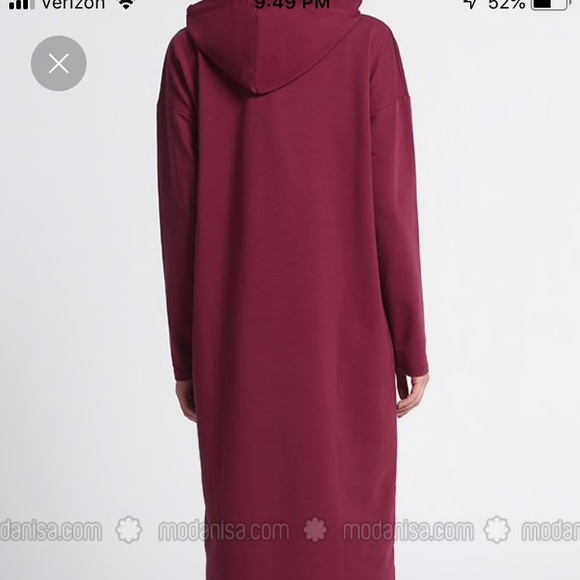 Gorgeous oversized sweater be stylish and comfy - Picture 3 of 3